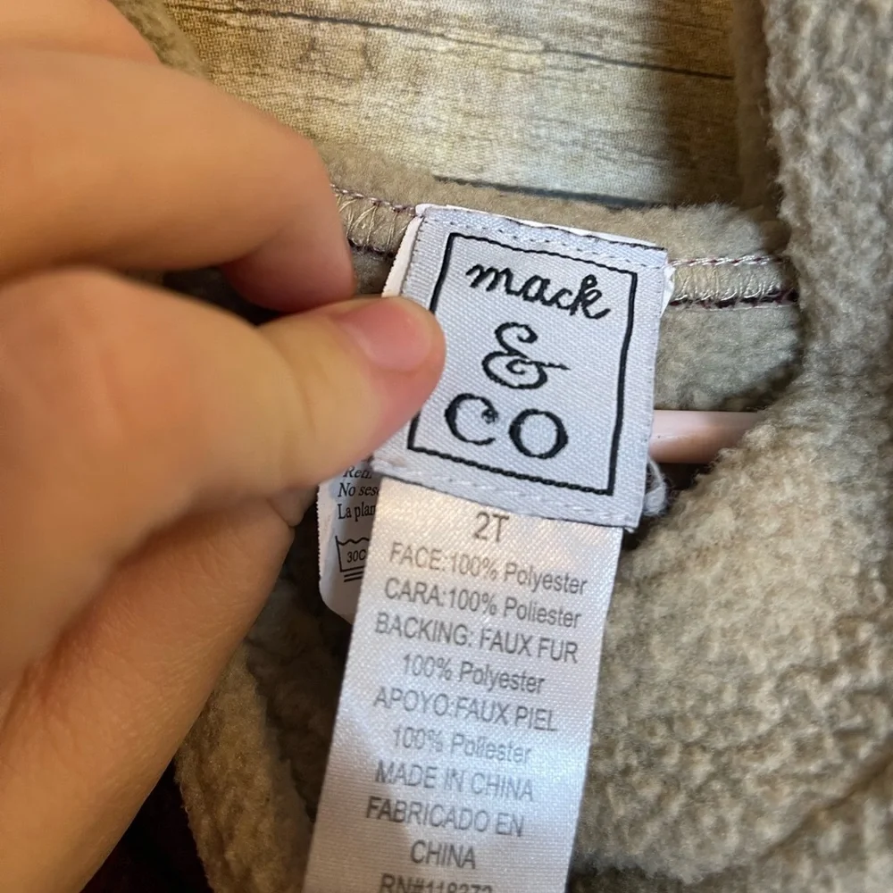 Mack & co fleece plaid toddler jacket 🛍